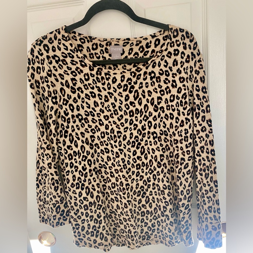 Chico’s Three Quarter Sleeve Animal Print With Gold Button Detail on Sleeves - Picture 2 of 6